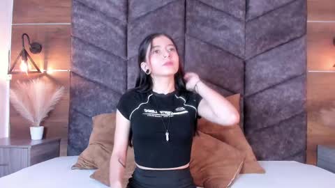 Snapshot of amypalmmer chatting on March 2025 11:33:01 AM AMMY online show from March 2025 11:33:01 AM
