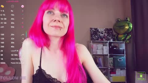 Snapshot of amyrose69 chatting on July 2026 04:45:02 PM Amy Rose online show from July 2026 04:45:02 PM