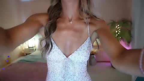  AmyValentine  online show from July 2026 06:18:02 AM