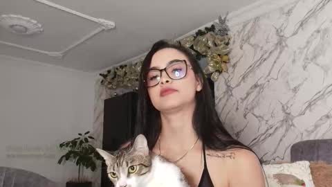 IG amyw0w   online show from January 2026 06:11:01 PM