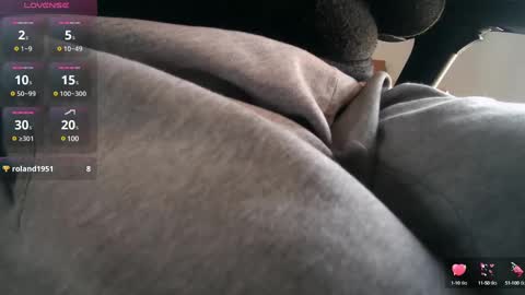 Snapshot of an4y8ot chatting on March 2025 12:04:02 PM A online show from March 2025 12:04:02 PM