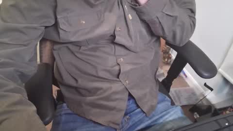 A online show from November 2025 04:19:02 PM