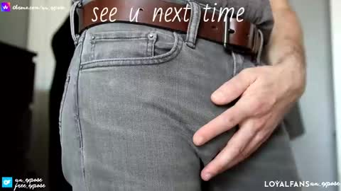 Snapshot of an_expose chatting on September 2025 04:17:02 AM an expos online show from September 2025 04:17:02 AM