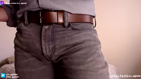 Snapshot of an_expose chatting on October 2025 05:57:02 PM an expos online show from October 2025 05:57:02 PM