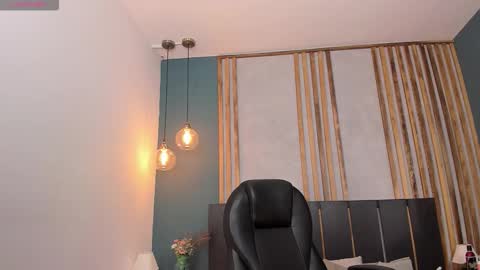 Ana Coral online show from October 2025 04:22:01 AM