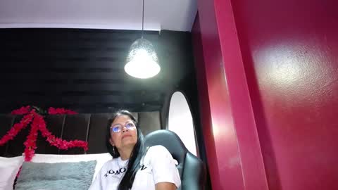 Snapshot of ana_mature_ chatting on February 2025 01:04:02 AM Ana online show from February 2025 01:04:02 AM