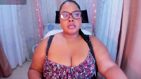 Ana online show from October 2025 10:43:02 PM