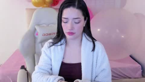 Im anna but you can call me as you want online show from February 2025 03:17:01 PM