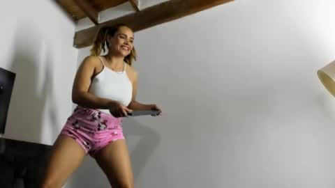 Snapshot of ana_starr chatting on February 2026 02:53:01 AM Ana online show from February 2026 02:53:01 AM