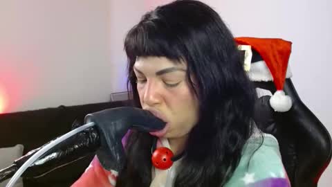 Snapshot of anabel693 chatting on December 2024 07:17:01 AM anabel alice gandara online show from December 2024 07:17:01 AM