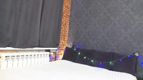 Anna online show from September 2025 10:51:01 AM