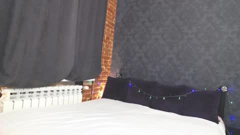 Anna online show from October 2025 11:21:02 AM