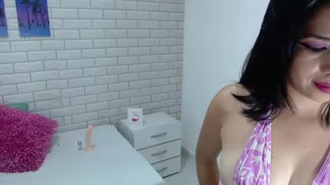 Snapshot of anabella_04 chatting on October 2025 11:59:02 PM anabella_04 online show from October 2025 11:59:02 PM