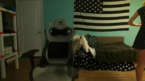 Anabelleleigh online show from March 2026 03:41:02 AM