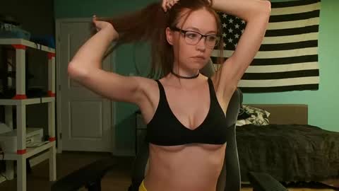 Anabelleleigh online show from April 2026 01:53:01 AM