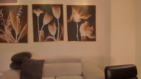 Ana  online show from February 2025 03:26:02 AM