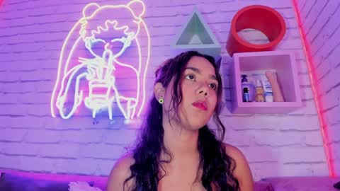 Anna online show from January 2025 07:10:01 PM