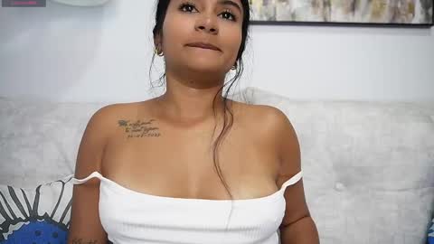 Snapshot of anahi__s chatting on January 2025 11:56:02 PM ANAH online show from January 2025 11:56:02 PM