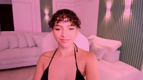 Anahi Curlie online show from April 2026 03:20:02 AM