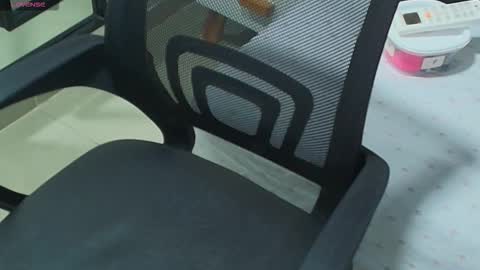 Anahi  online show from October 2025 11:33:01 AM