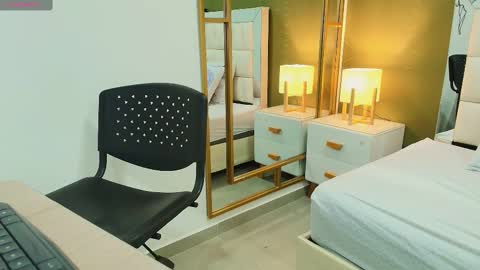 Anahi  online show from October 2025 07:48:02 PM