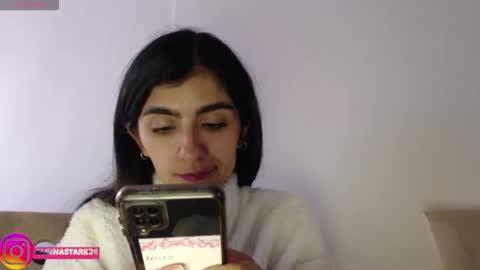 Anahi Browns online show from September 2025 07:46:02 PM