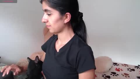 Anahi Browns online show from April 2026 07:11:02 PM