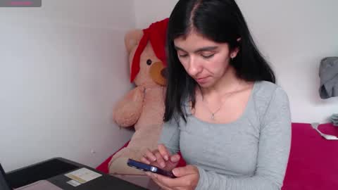 Snapshot of anahibrowns95 chatting on June 2026 05:24:02 PM Anahi Browns online show from June 2026 05:24:02 PM