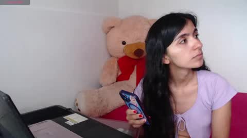 Snapshot of anahibrowns95 chatting on June 2026 06:56:01 PM Anahi Browns online show from June 2026 06:56:01 PM