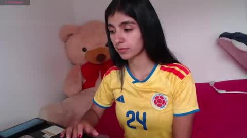 Snapshot of anahibrowns95 chatting on June 2026 07:56:01 PM Anahi Browns online show from June 2026 07:56:01 PM