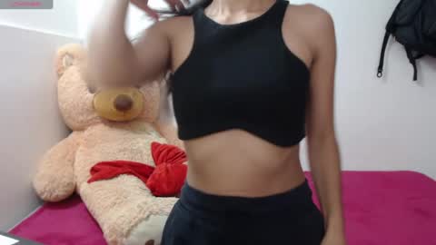 Snapshot of anahibrowns95 chatting on June 2026 09:08:02 PM Anahi Browns online show from June 2026 09:08:02 PM