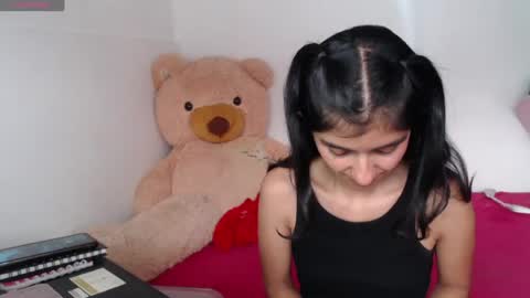 Snapshot of anahibrowns95 chatting on July 2026 06:29:01 PM Anahi Browns online show from July 2026 06:29:01 PM