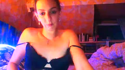 Snapshot of anais2405 chatting on October 2025 10:43:02 PM anais2405 online show from October 2025 10:43:02 PM