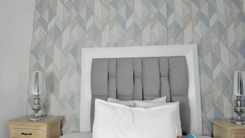   online show from September 2025 11:47:02 AM