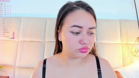 Snapshot of anaisclarkx chatting on December 2024 02:24:02 PM Anais clark online show from December 2024 02:24:02 PM