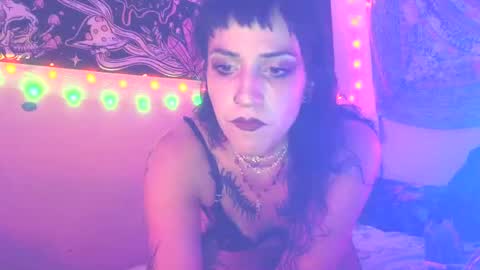 Snapshot of analove_666 chatting on May 2026 08:43:01 AM AnaLove online show from May 2026 08:43:01 AM