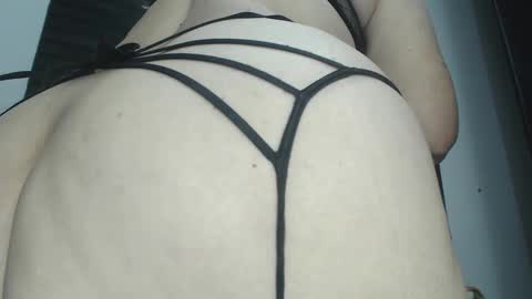 Snapshot of analsexy69x chatting on February 2025 03:31:02 PM analsexy online show from February 2025 03:31:02 PM