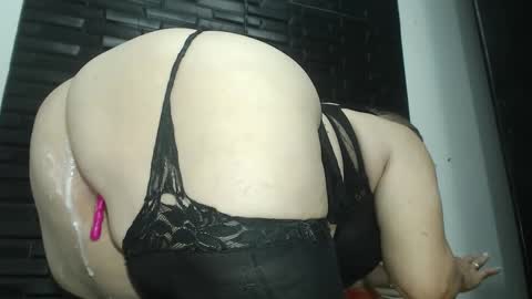 Snapshot of analsexy69x chatting on February 2025 06:54:02 PM analsexy online show from February 2025 06:54:02 PM
