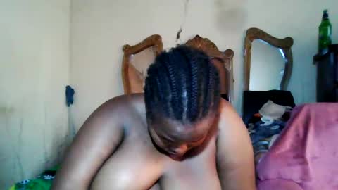 Snapshot of analslut1987 chatting on February 2025 02:35:02 PM analslut1987 online show from February 2025 02:35:02 PM