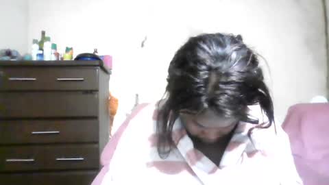 Snapshot of analslut1987 chatting on June 2026 04:31:01 AM analslut1987 online show from June 2026 04:31:01 AM