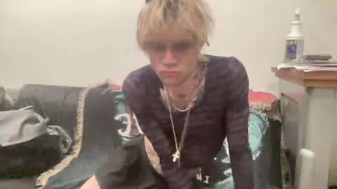 Snapshot of analyzethisxxx chatting on February 2025 10:48:01 AM analyzethisxxx online show from February 2025 10:48:01 AM