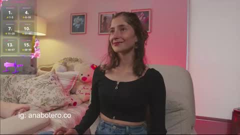 Ana Mara Botero online show from November 2025 08:43:01 PM