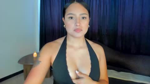 Ann online show from November 2025 06:19:02 PM