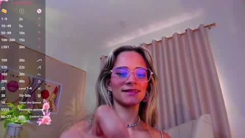 Snapshot of anaskinny chatting on December 2024 06:16:02 PM Ana online show from December 2024 06:16:02 PM