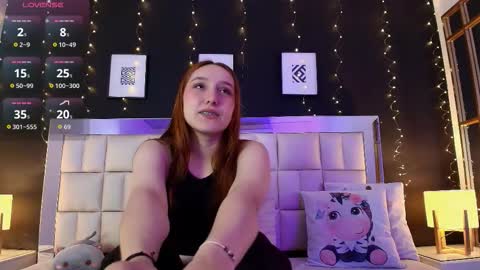 Anastasia  online show from October 2025 07:45:01 PM