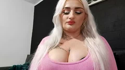 Snapshot of anastasiaamore chatting on May 2026 09:22:02 PM AnastasiaAmore online show from May 2026 09:22:02 PM