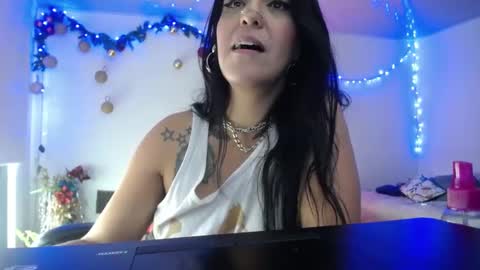 Jennyfer.... but u can say me Anastasia online show from December 2024 09:51:01 PM