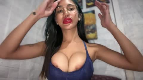 anawalters online show from April 2026 03:12:01 AM
