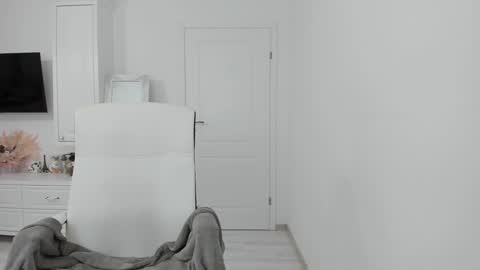 Andreea online show from January 2025 08:58:01 AM