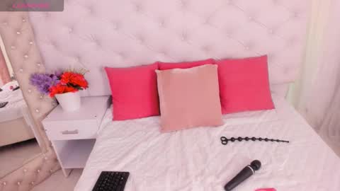 anchela garcia online show from October 2025 01:20:02 PM